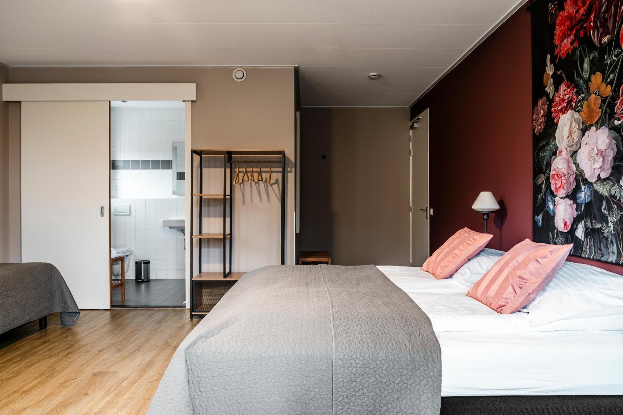 엥크휘젠 De Logerie B&B 외부 사진